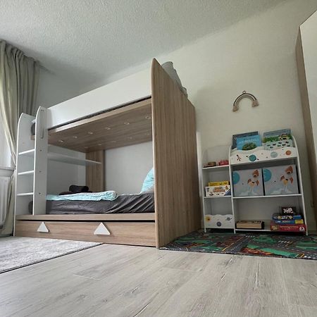 Neu Familienfreundliche Fewo In Seennaehe Im Leipziger Sueden マルククレーベルク エクステリア 写真